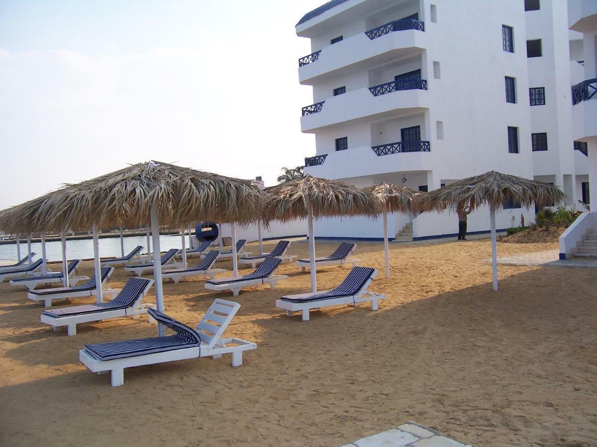 Fayed Beach Resort ภายนอก รูปภาพ